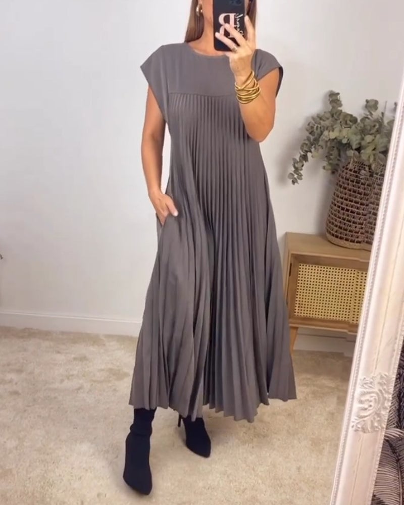 Hallie™ | Sleeveless Pleated Maxi