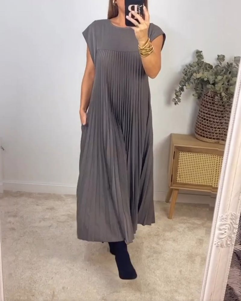 Hallie™ | Sleeveless Pleated Maxi
