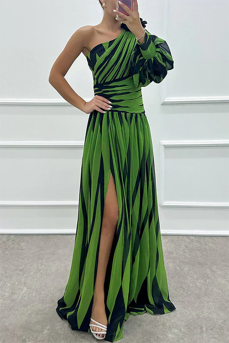 Ivy™ | Chic One-Shoulder Striped Maxi Dress
