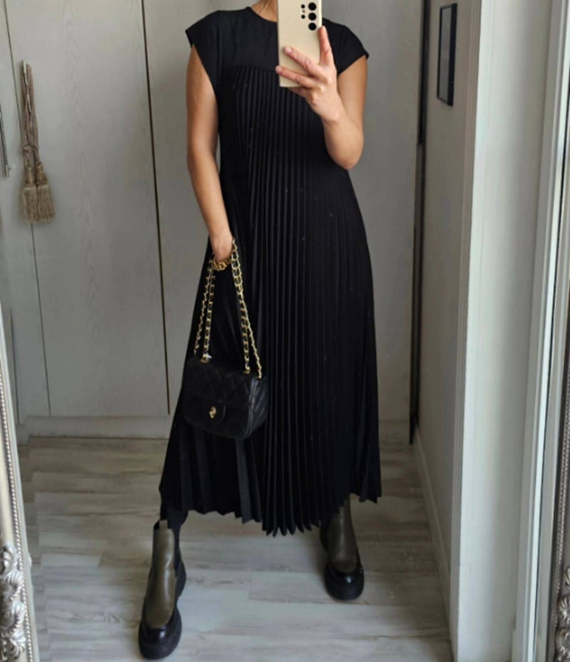 Hallie™ | Sleeveless Pleated Maxi