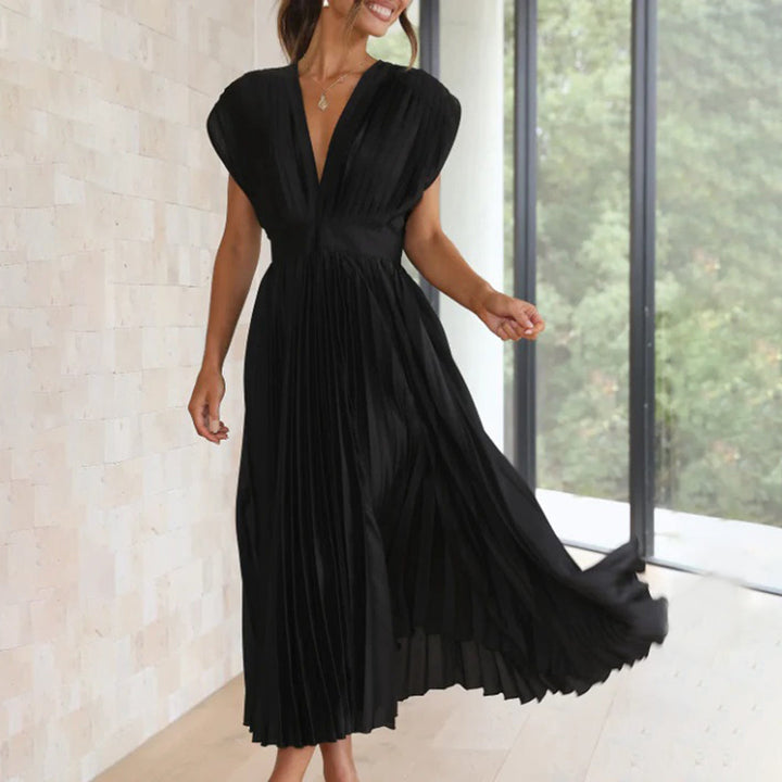 Ivy™  | Timeless Pleated Midi Dress