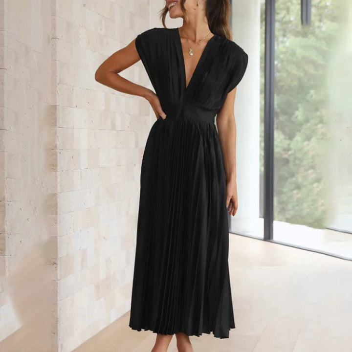 Ivy™  | Timeless Pleated Midi Dress