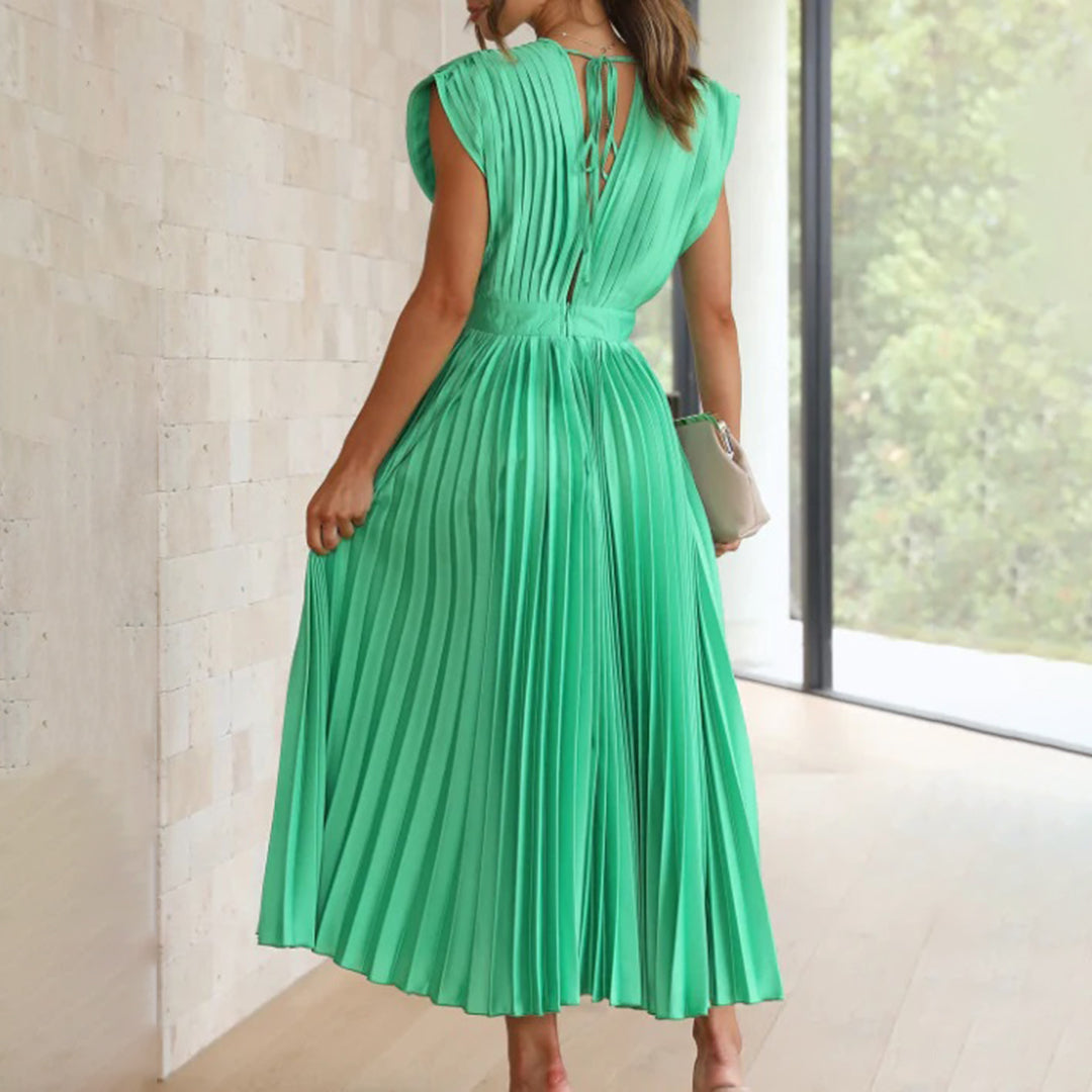 Ivy™  | Timeless Pleated Midi Dress