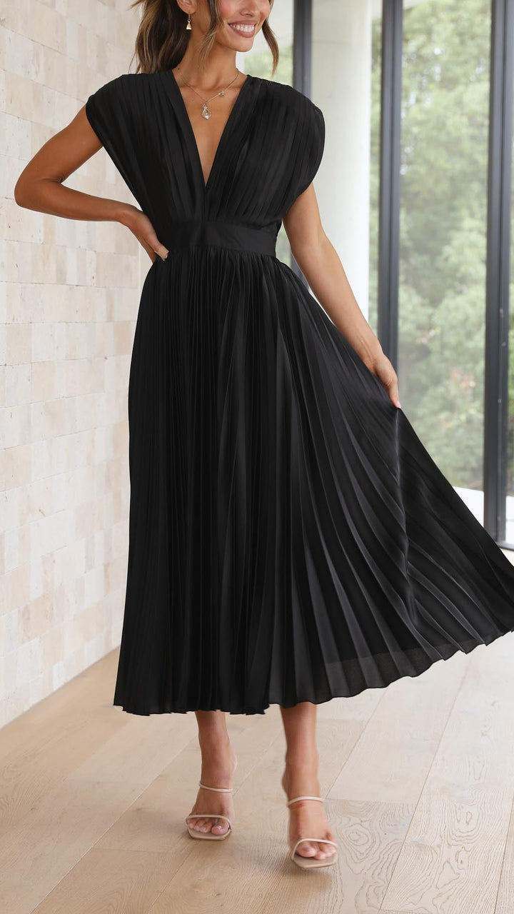 Carol™ | Pleated Flowing Maxi