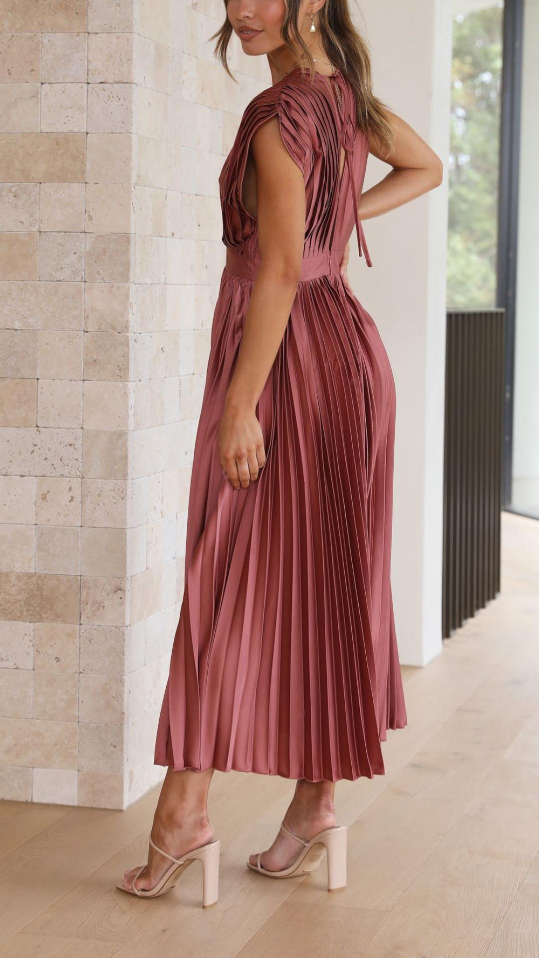Carol™ | Pleated Flowing Maxi
