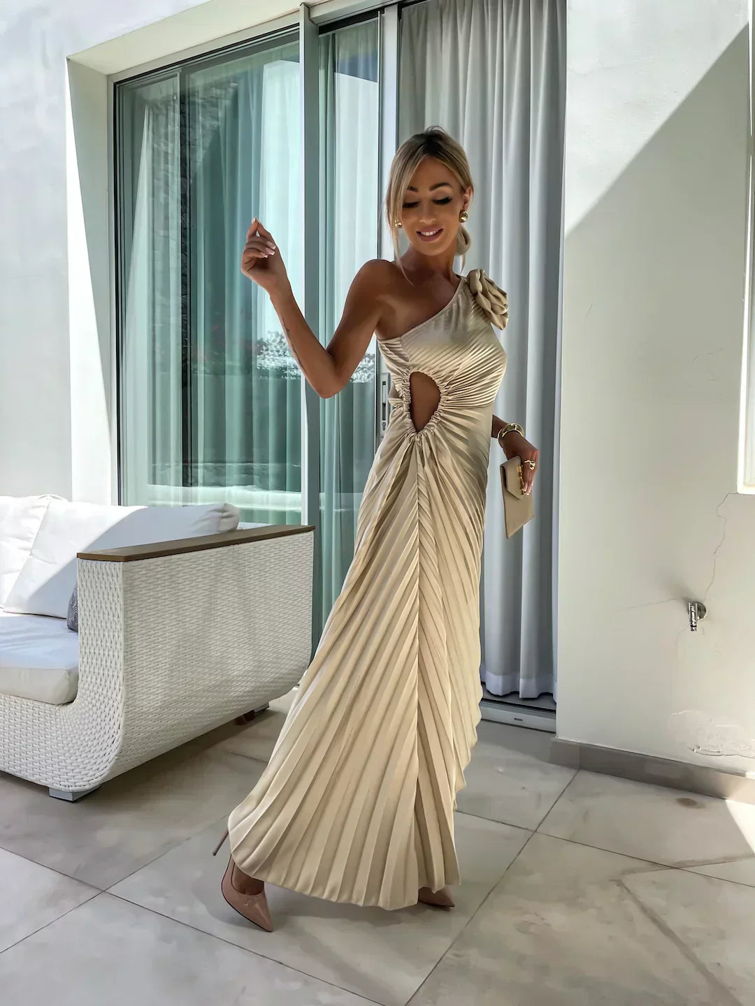 Aida™ | One-Shoulder Floral Maxi