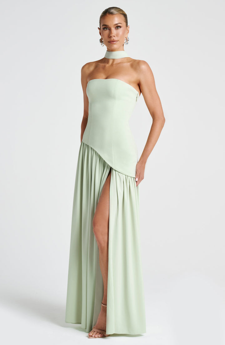 Emilia™ | Luxe Elegant Maxi Dress
